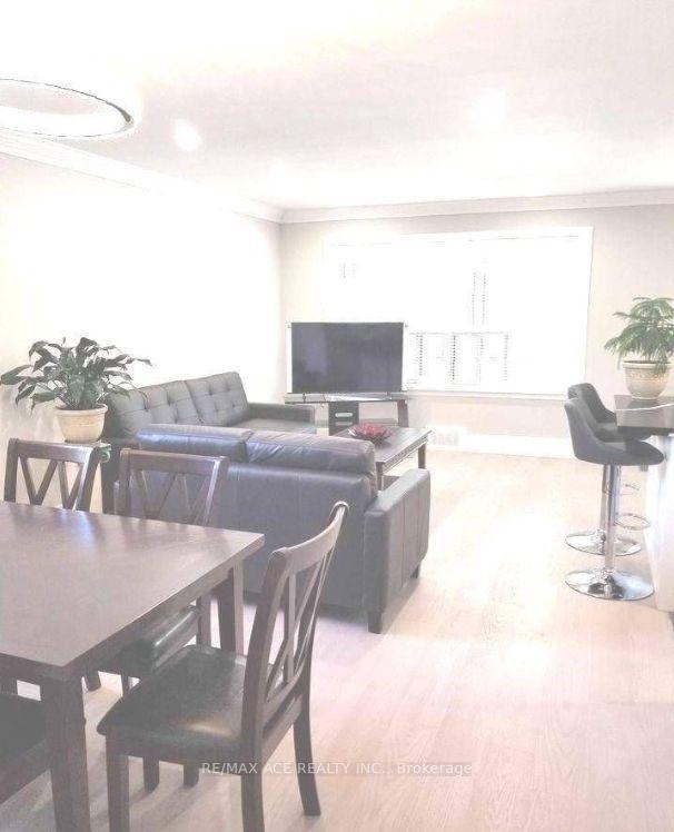 Photo 3 of Unit Main, 16 Compton Drive, Scarborough, Wexford-Maryvale — HOMEH