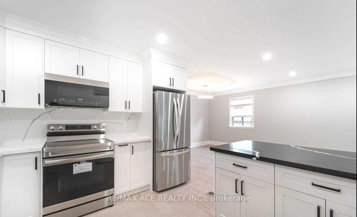 Photo 5 of Unit Main, 16 Compton Drive, Scarborough, Wexford-Maryvale — HOMEH