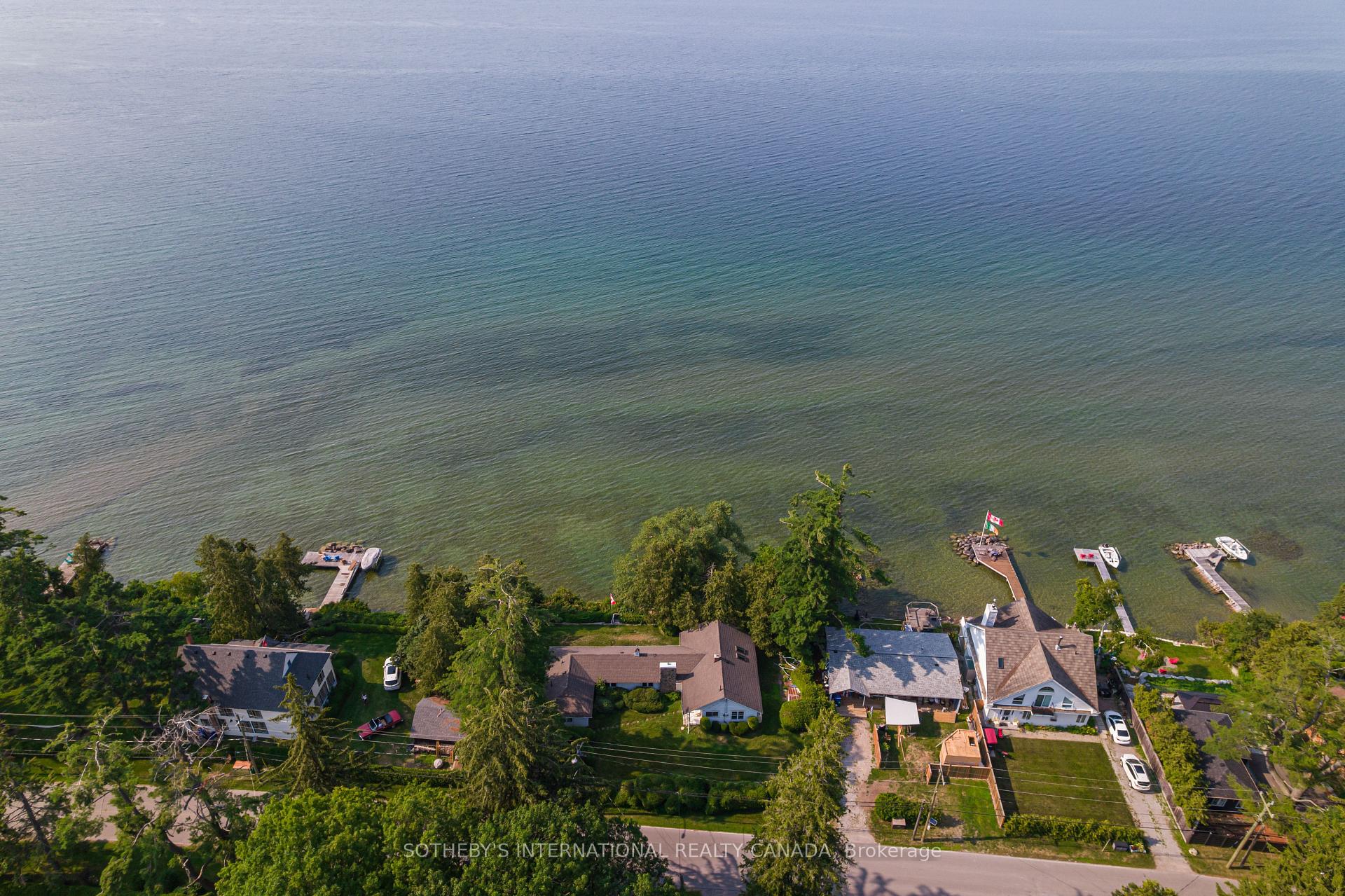 Photo 10 of 104 Hedge Road, Georgina, Sutton & Jackson's Point — HOMEH