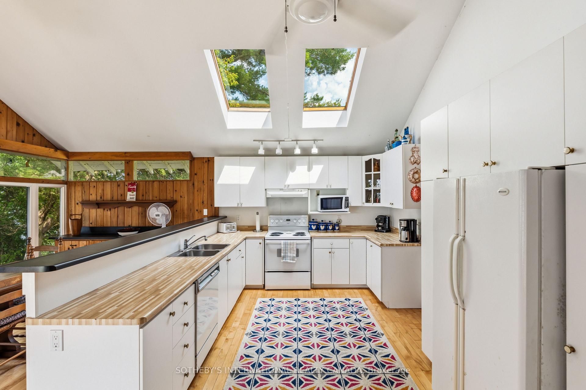 Photo 23 of 104 Hedge Road, Georgina, Sutton & Jackson's Point — HOMEH