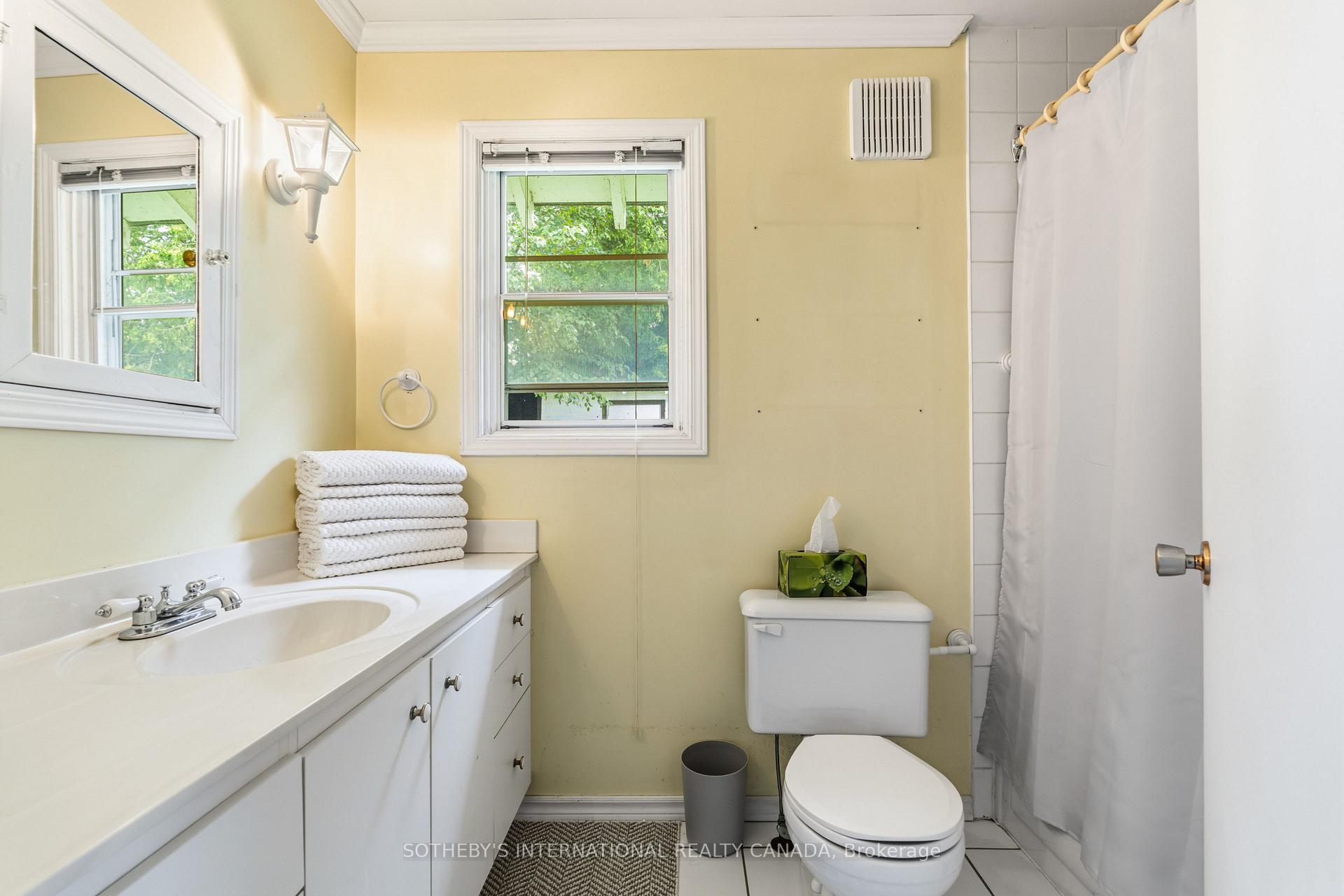 Photo 41 of 104 Hedge Road, Georgina, Sutton & Jackson's Point — HOMEH