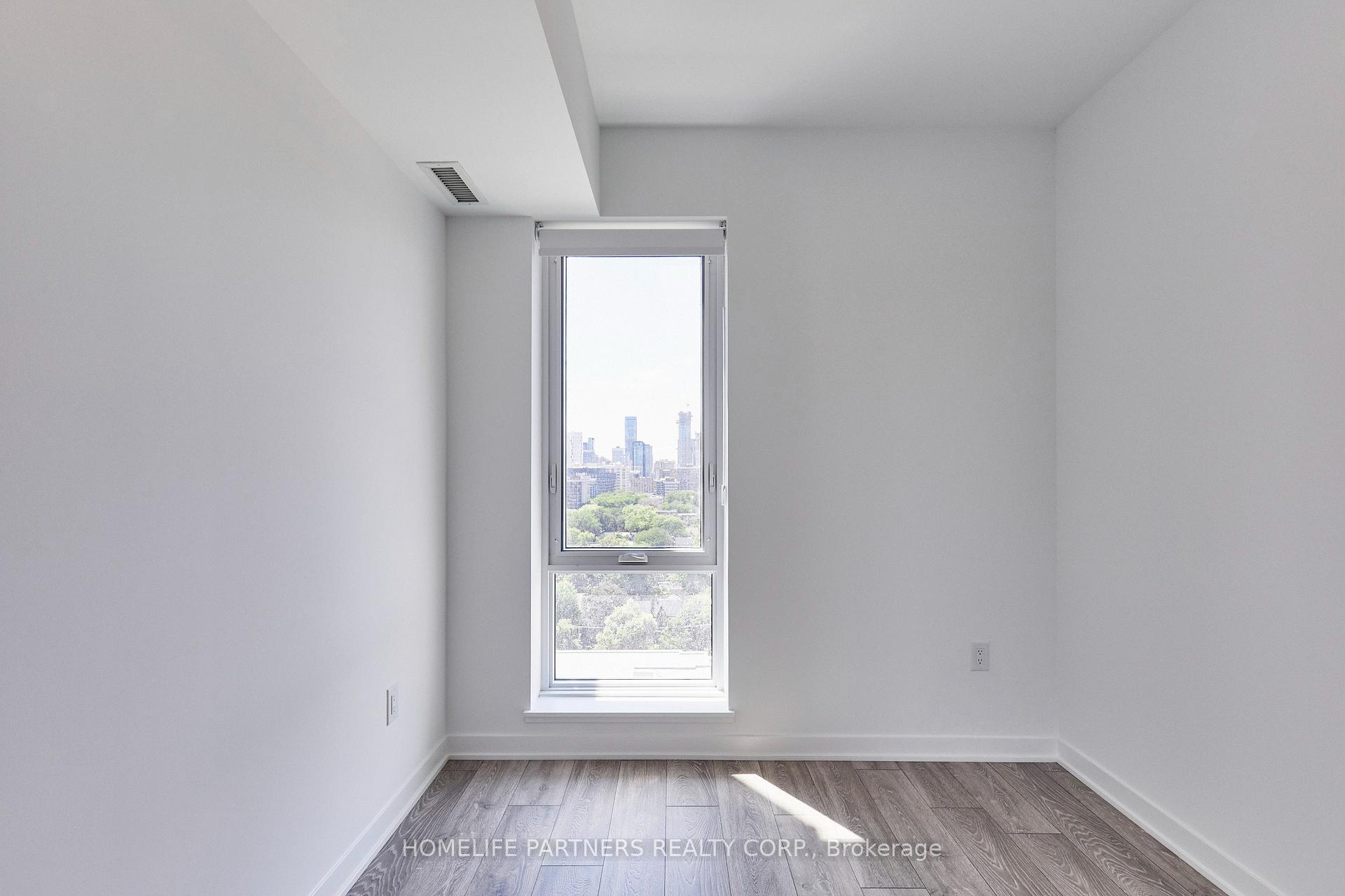 Photo 6 of Unit 1107, 10 Oak Street, Toronto, Regent Park — HOMEH