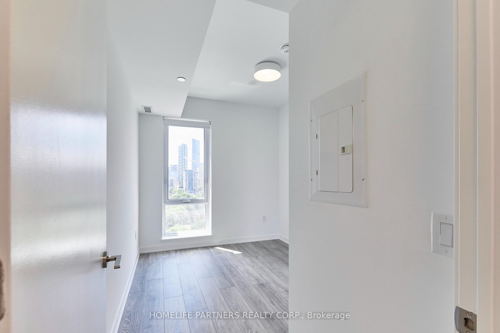 Photo 7 of Unit 1107, 10 Oak Street, Toronto, Regent Park — HOMEH