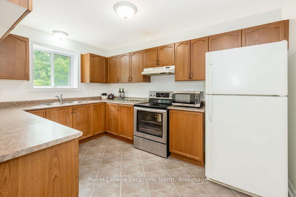Photo 12 of 128 Spruce Street, Tiny, Rural Tiny — HOMEH