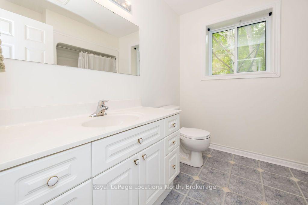 Photo 16 of 128 Spruce Street, Tiny, Rural Tiny — HOMEH