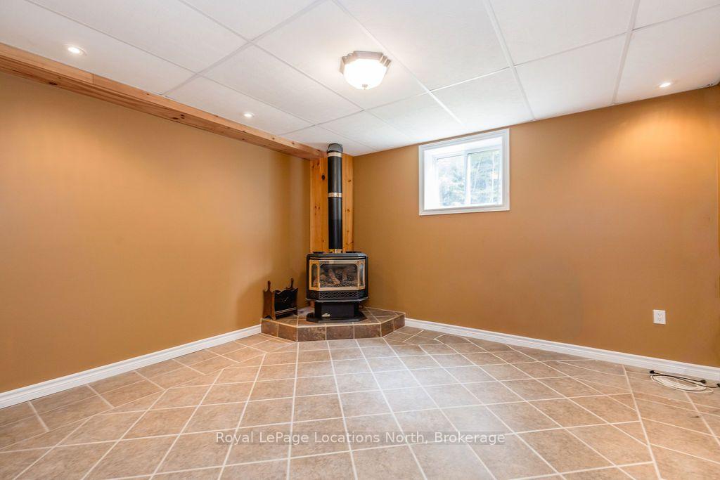 Photo 26 of 128 Spruce Street, Tiny, Rural Tiny — HOMEH