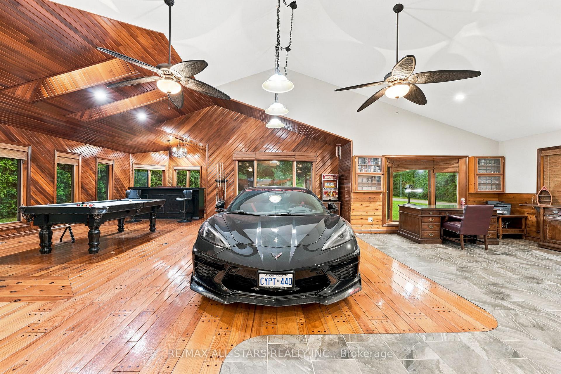 Photo 8 of 664 Lake Drive N, Georgina, Historic Lakeshore Communities — HOMEH