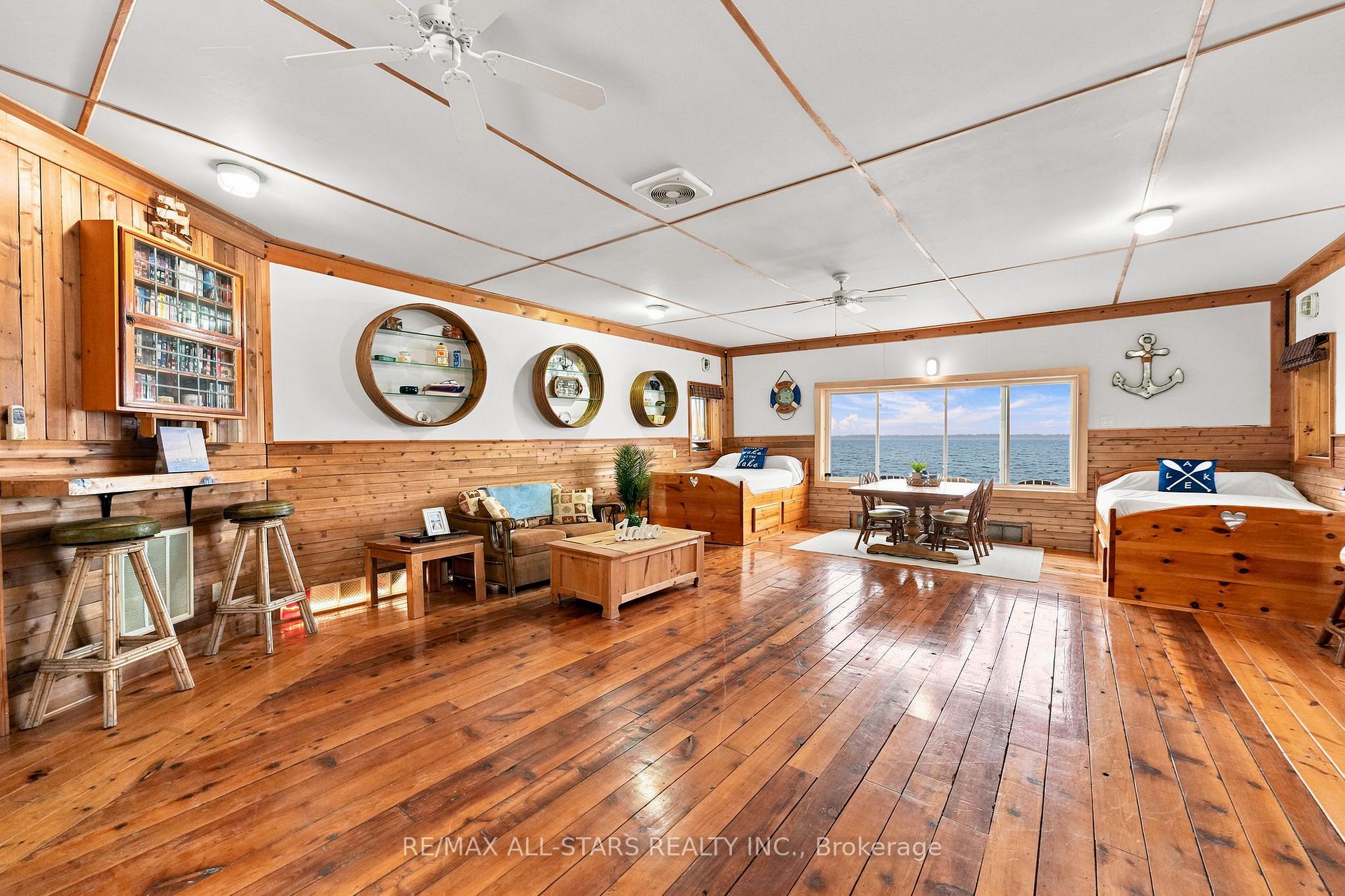 Photo 31 of 664 Lake Drive N, Georgina, Historic Lakeshore Communities — HOMEH