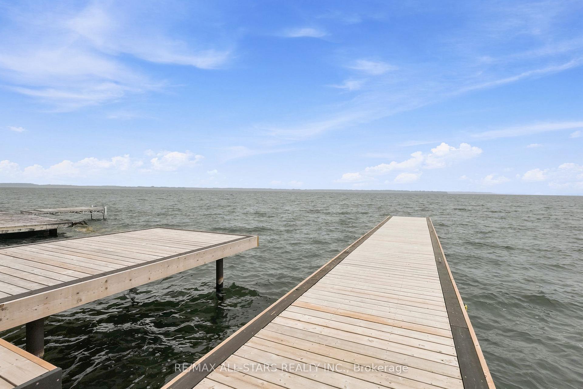 Photo 32 of 664 Lake Drive N, Georgina, Historic Lakeshore Communities — HOMEH