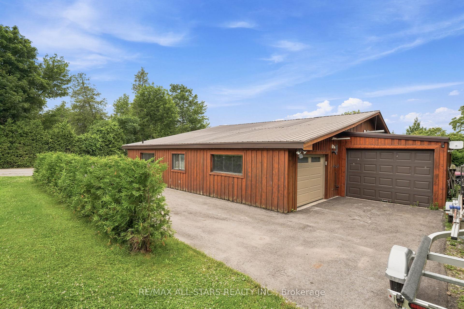 Photo 44 of 664 Lake Drive N, Georgina, Historic Lakeshore Communities — HOMEH