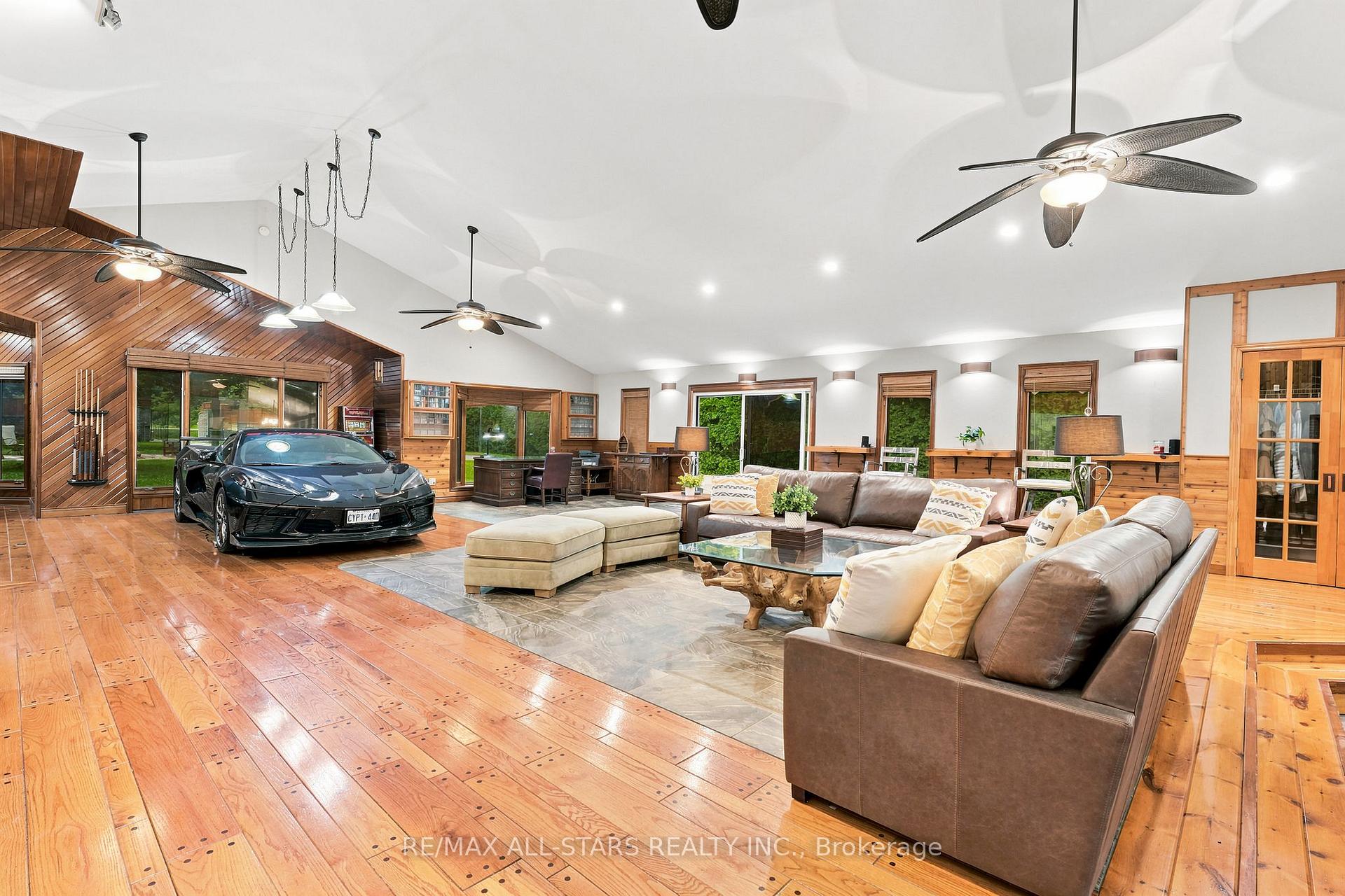 Photo 10 of 664 Lake Drive N, Georgina, Historic Lakeshore Communities — HOMEH