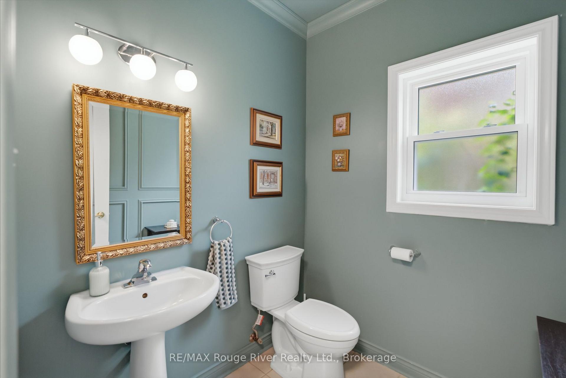 Photo 21 of 17 Floree Street, Whitby, Taunton North — HOMEH