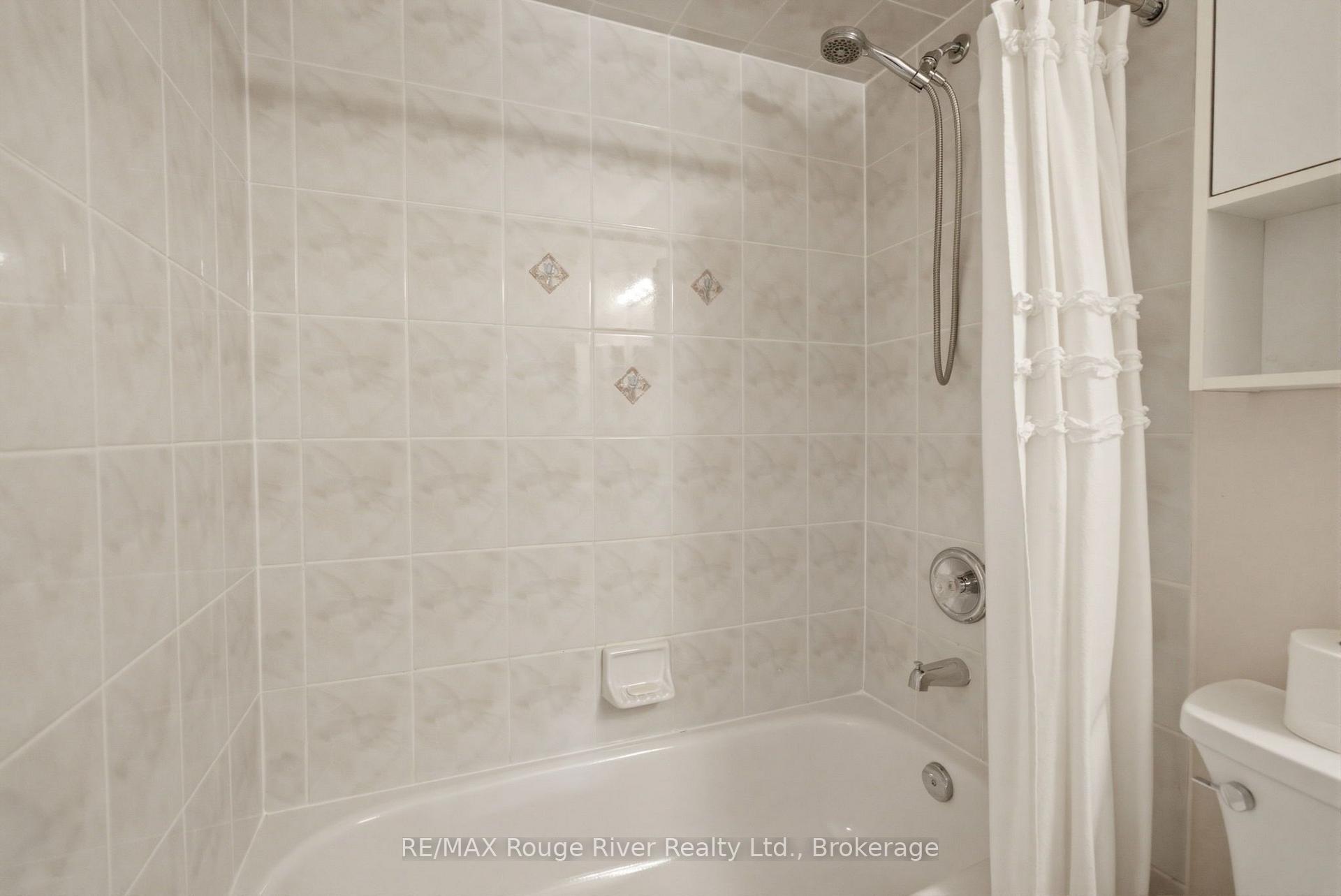 Photo 37 of 17 Floree Street, Whitby, Taunton North — HOMEH