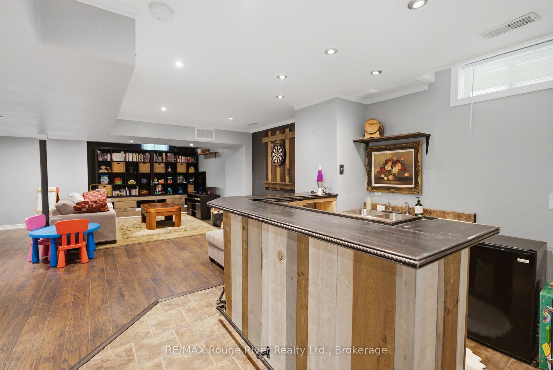Photo 41 of 17 Floree Street, Whitby, Taunton North — HOMEH