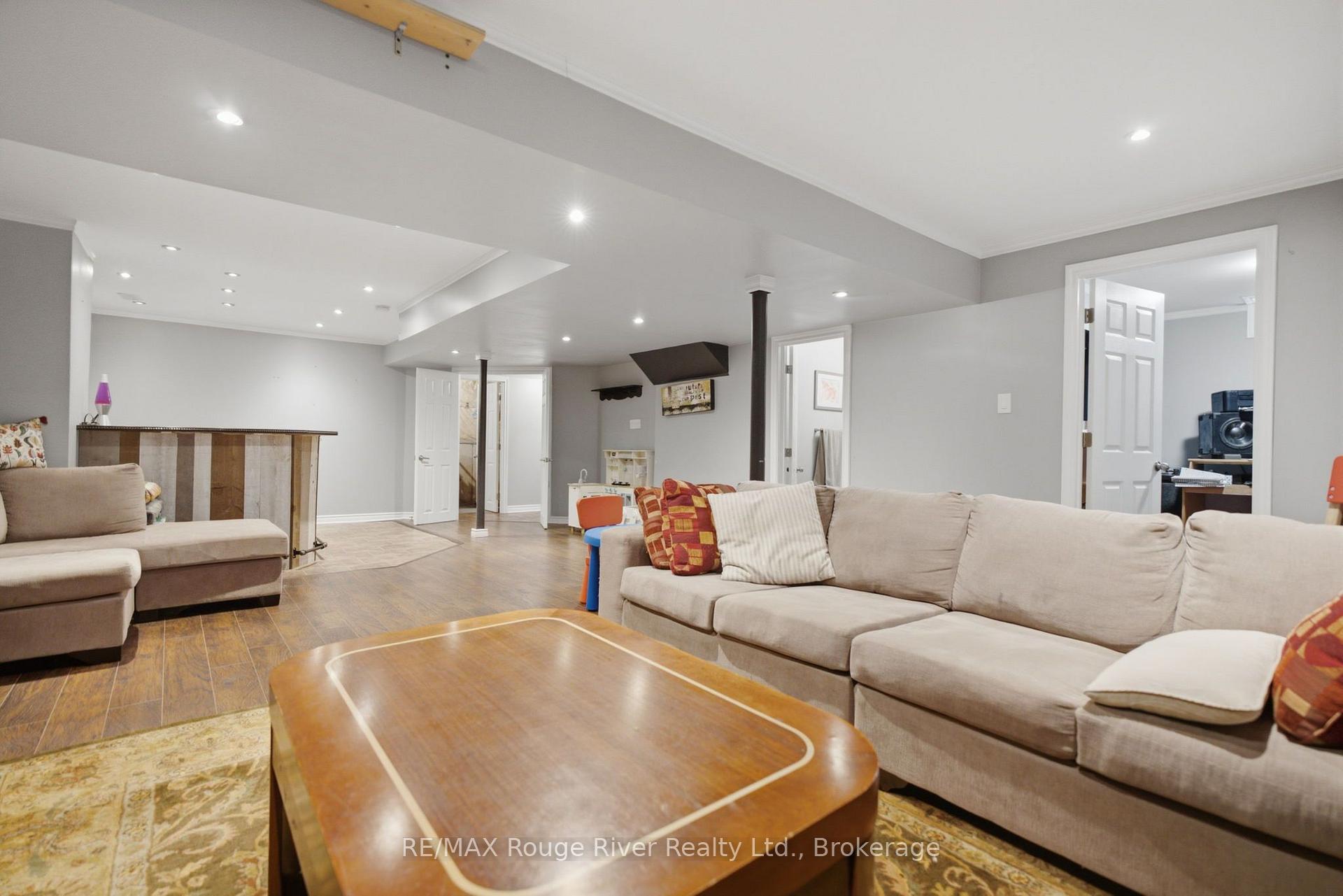 Photo 44 of 17 Floree Street, Whitby, Taunton North — HOMEH