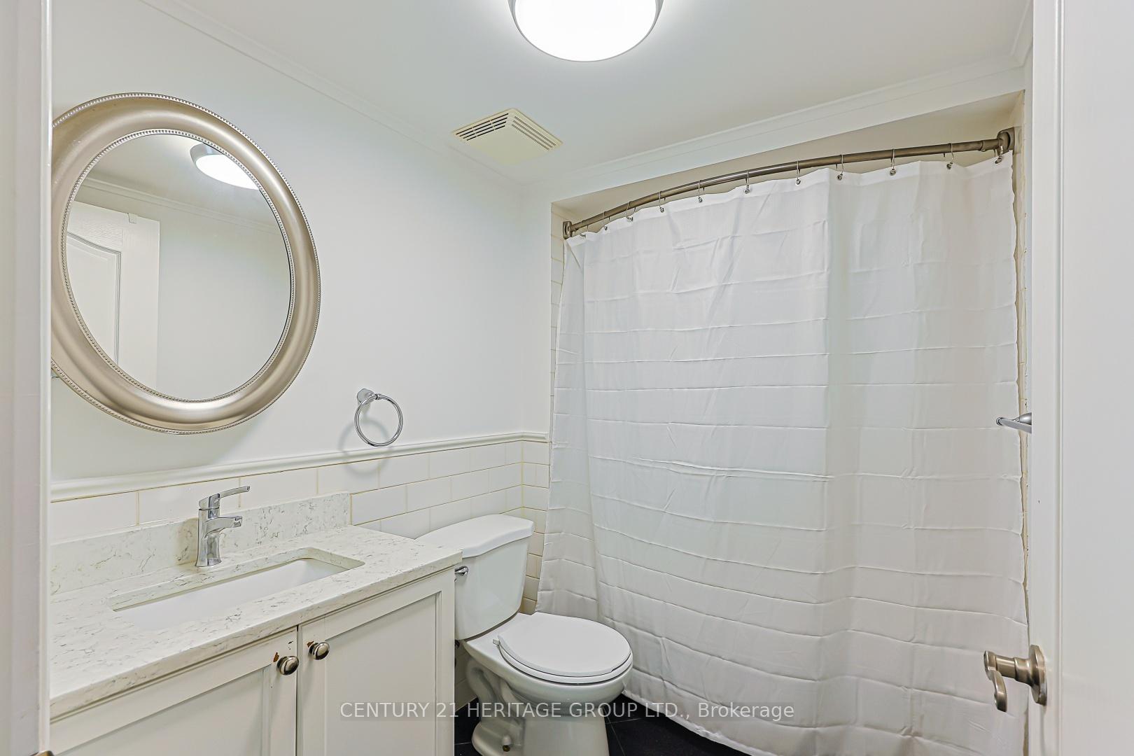 Photo 11 of 178 Main Street N, Newmarket, Bristol-London — HOMEH