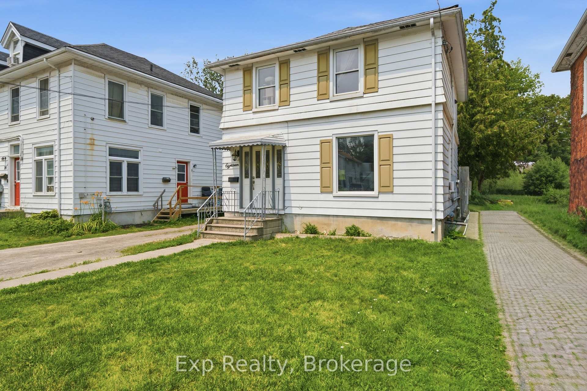 Photo 3 of 18 Charlotte Street, Belleville, Belleville Ward — HOMEH