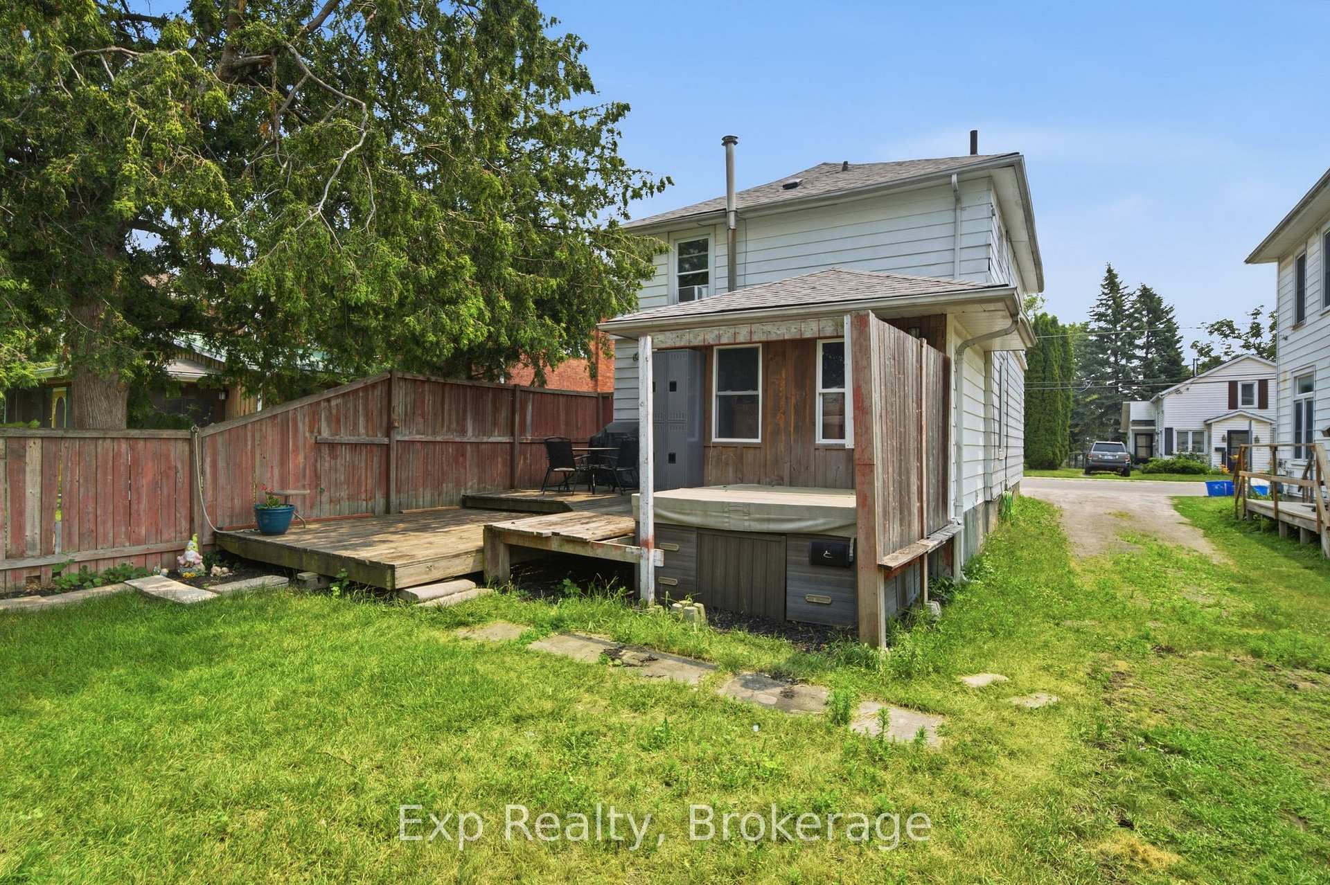 Photo 37 of 18 Charlotte Street, Belleville, Belleville Ward — HOMEH