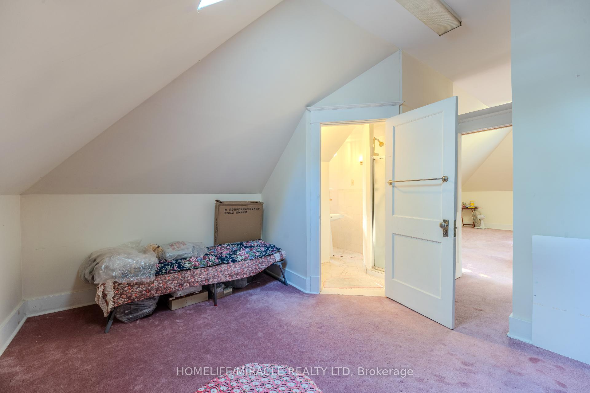Photo 21 of 5214 Third Avenue, Niagara Falls, Cherrywood — HOMEH