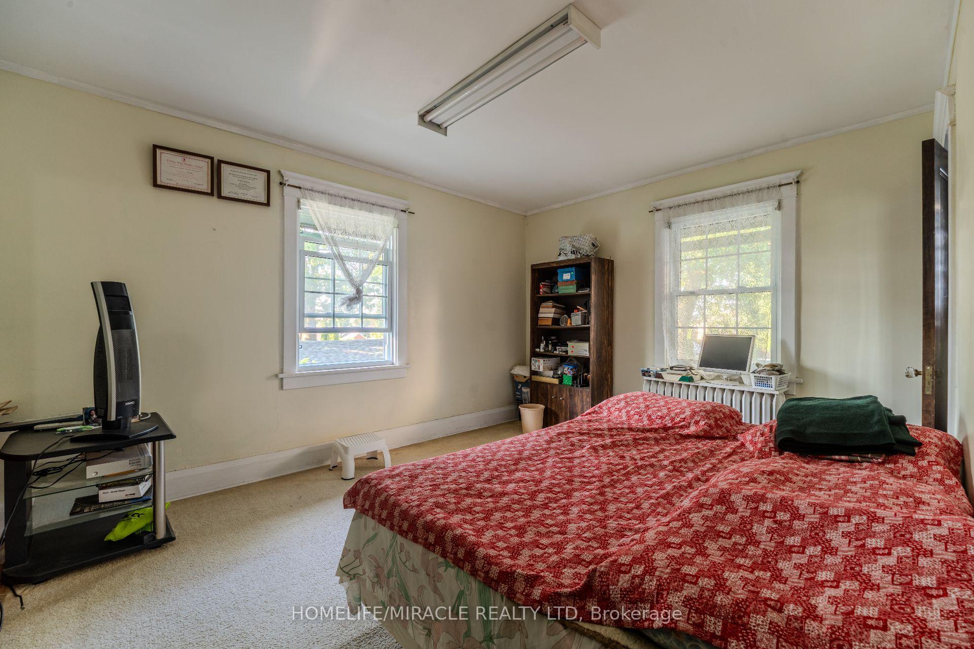 Photo 26 of 5214 Third Avenue, Niagara Falls, Cherrywood — HOMEH