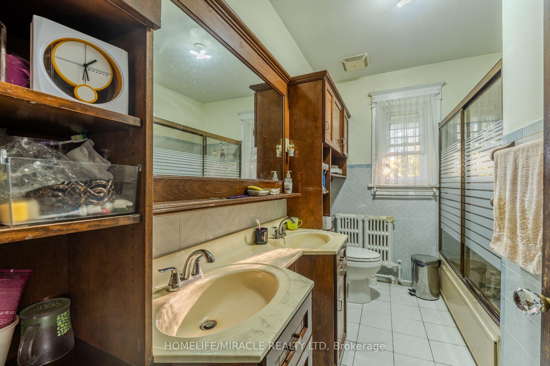 Photo 30 of 5214 Third Avenue, Niagara Falls, Cherrywood — HOMEH
