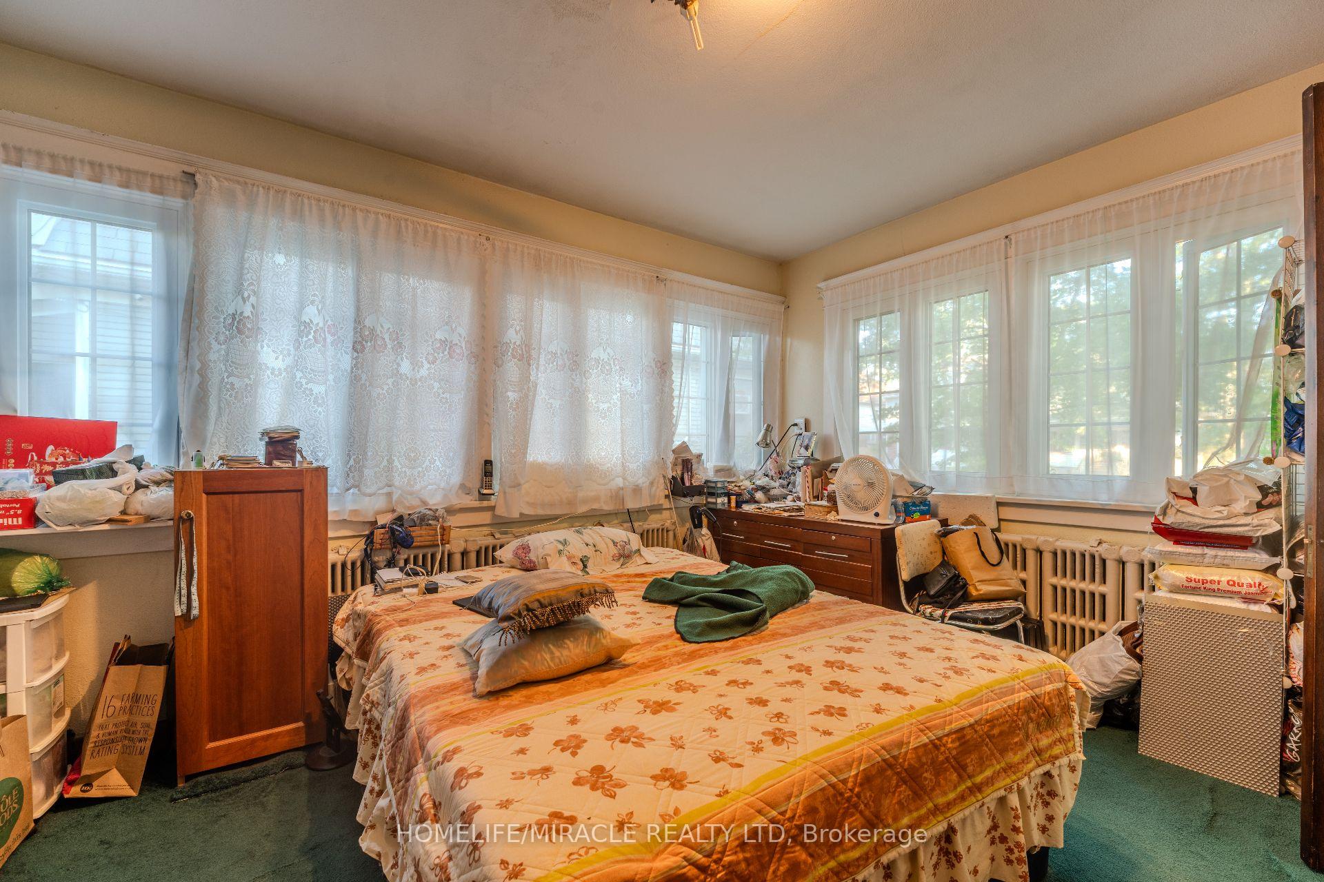 Photo 35 of 5214 Third Avenue, Niagara Falls, Cherrywood — HOMEH