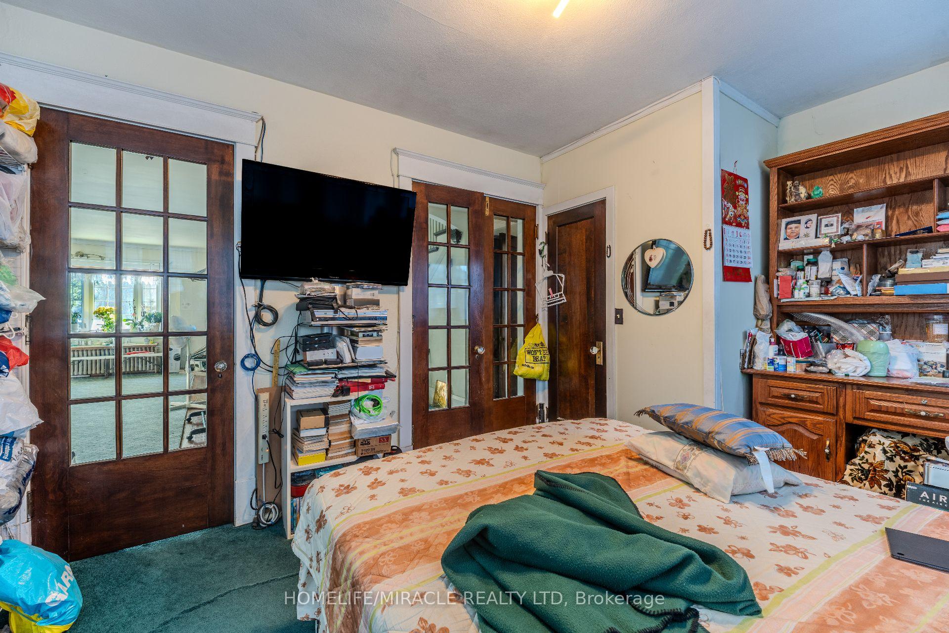 Photo 36 of 5214 Third Avenue, Niagara Falls, Cherrywood — HOMEH