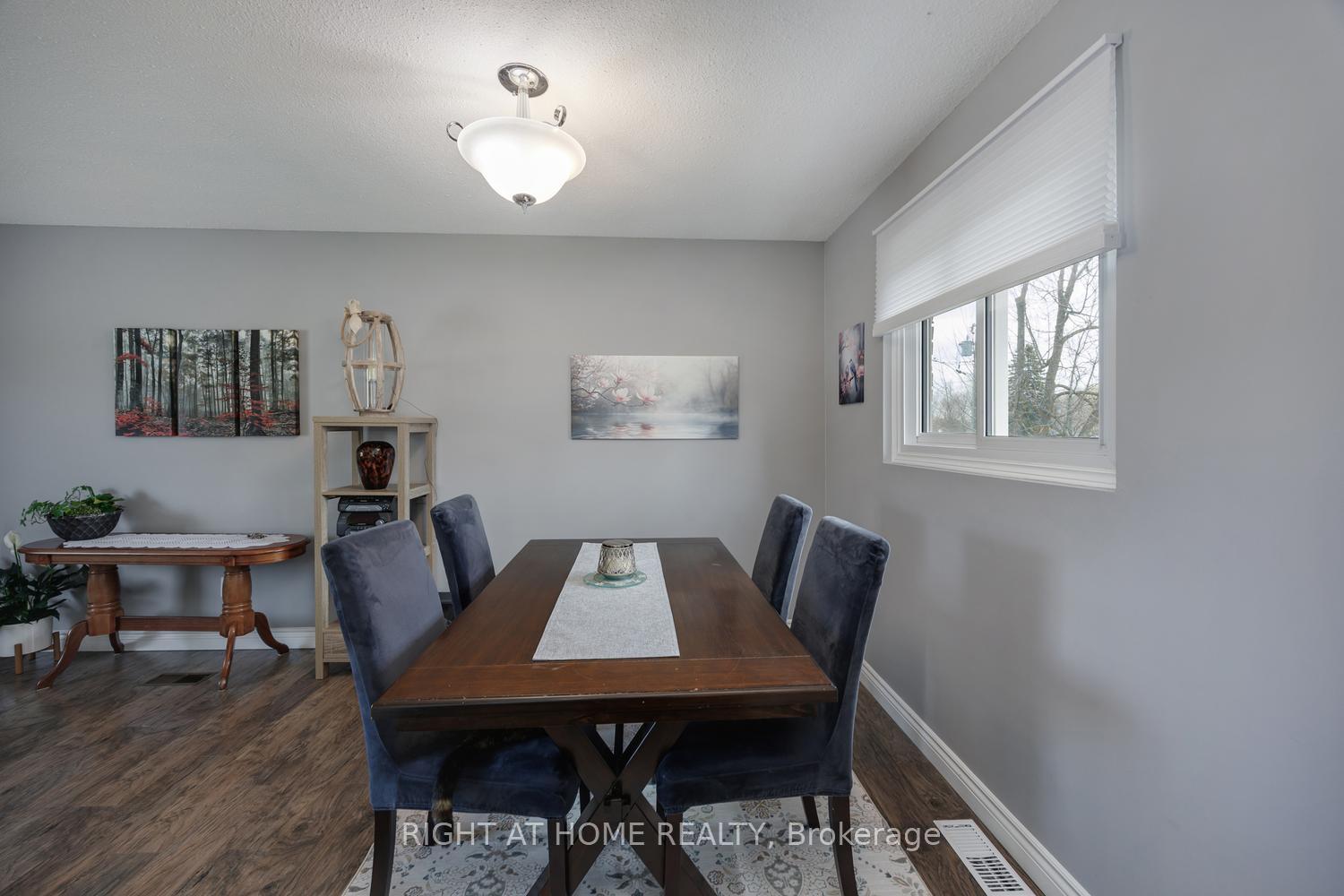 Photo 15 of 17 Crestview Avenue, Scugog, Blackstock — HOMEH