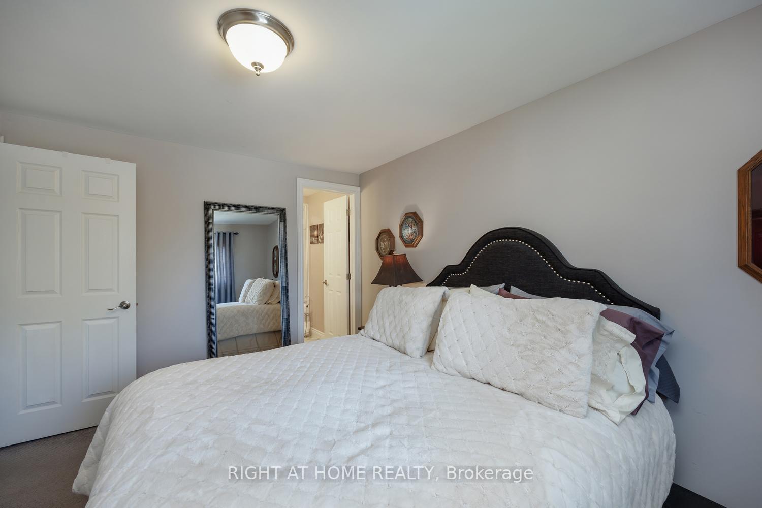 Photo 22 of 17 Crestview Avenue, Scugog, Blackstock — HOMEH