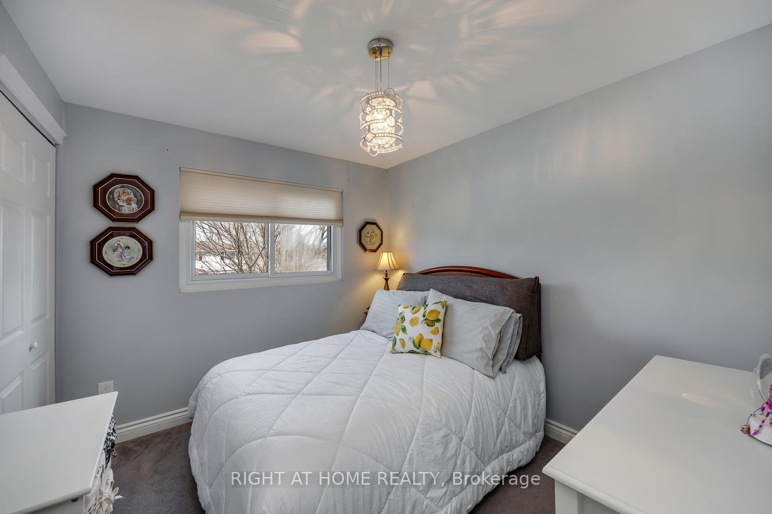 Photo 24 of 17 Crestview Avenue, Scugog, Blackstock — HOMEH