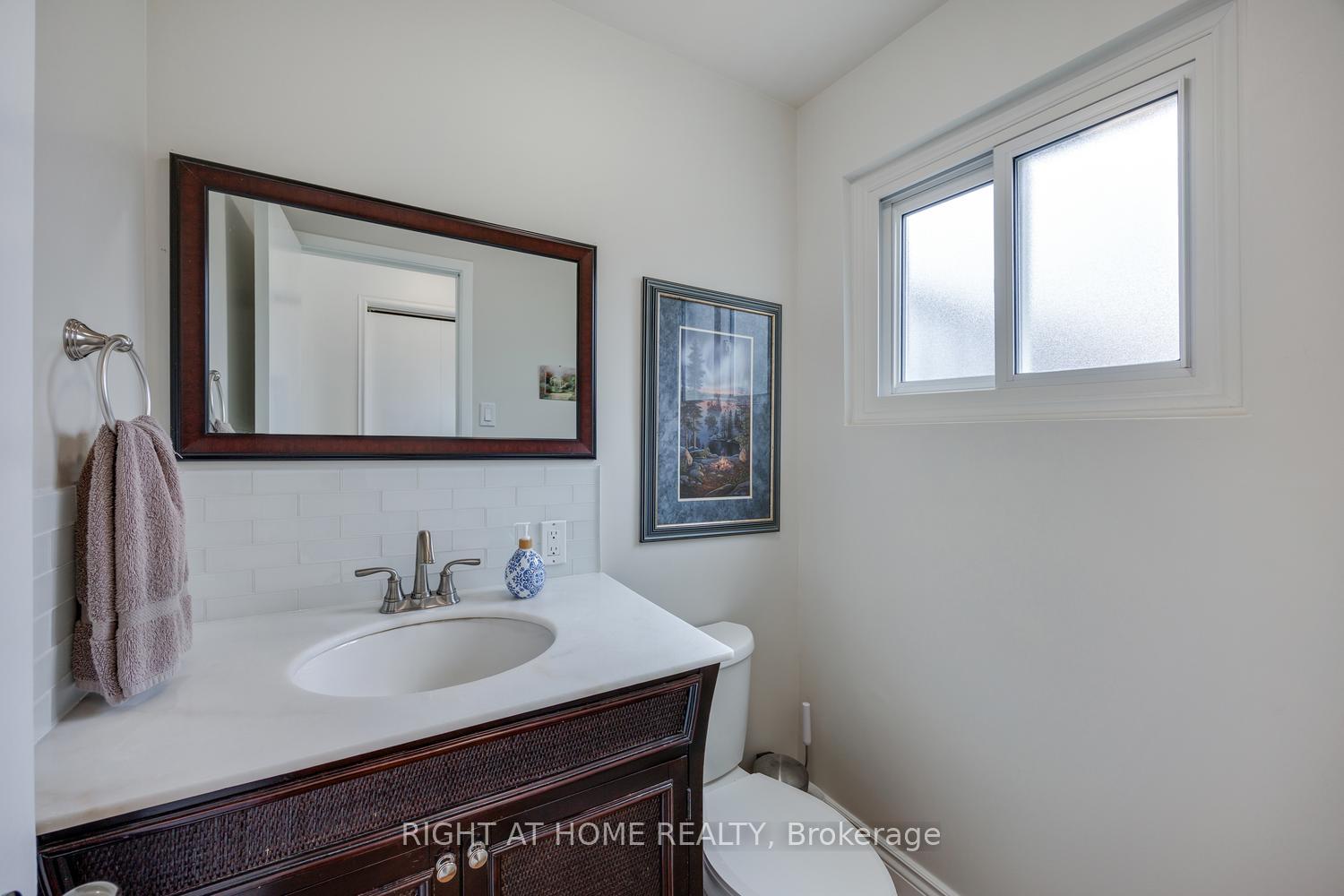 Photo 31 of 17 Crestview Avenue, Scugog, Blackstock — HOMEH