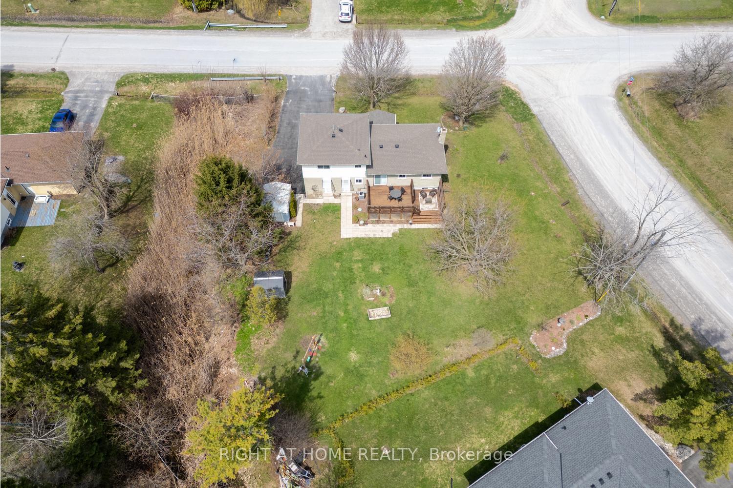 Photo 42 of 17 Crestview Avenue, Scugog, Blackstock — HOMEH