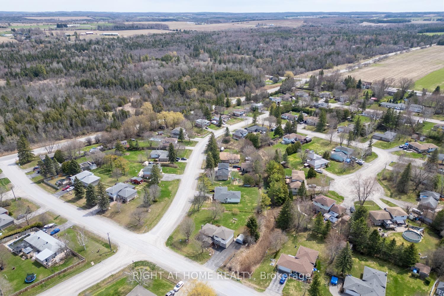 Photo 44 of 17 Crestview Avenue, Scugog, Blackstock — HOMEH