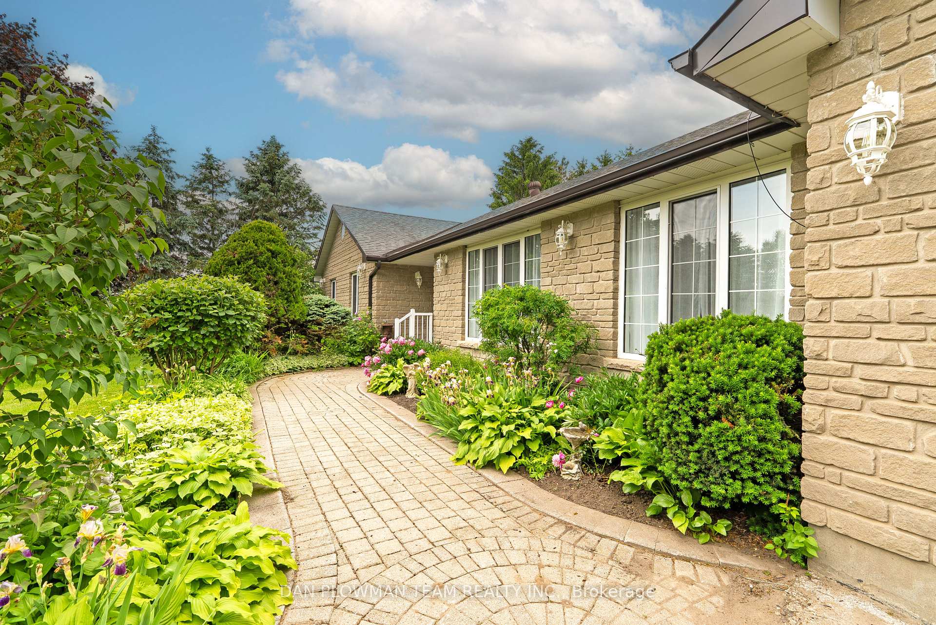 Photo 5 of 1902 Concession 9 Road, Clarington, Rural Clarington — HOMEH