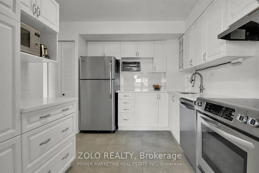 Photo 6 of Unit 1206, 2759 Carousel Crescent, Ottawa, Emerald Woods/Sawmill Creek — HOMEH