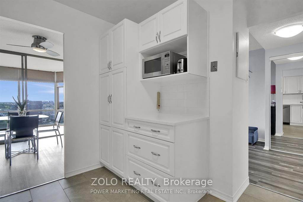 Photo 7 of Unit 1206, 2759 Carousel Crescent, Ottawa, Emerald Woods/Sawmill Creek — HOMEH