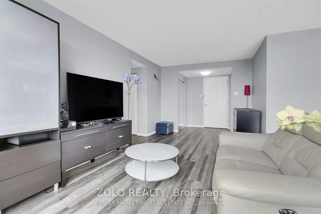 Photo 15 of Unit 1206, 2759 Carousel Crescent, Ottawa, Emerald Woods/Sawmill Creek — HOMEH