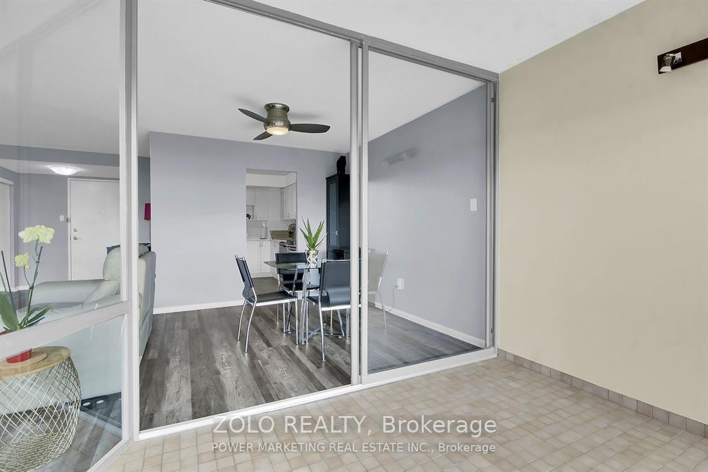 Photo 18 of Unit 1206, 2759 Carousel Crescent, Ottawa, Emerald Woods/Sawmill Creek — HOMEH