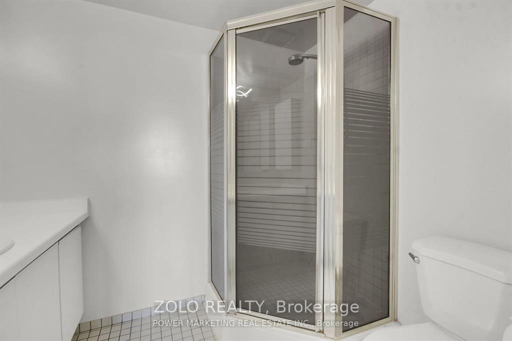 Photo 22 of Unit 1206, 2759 Carousel Crescent, Ottawa, Emerald Woods/Sawmill Creek — HOMEH