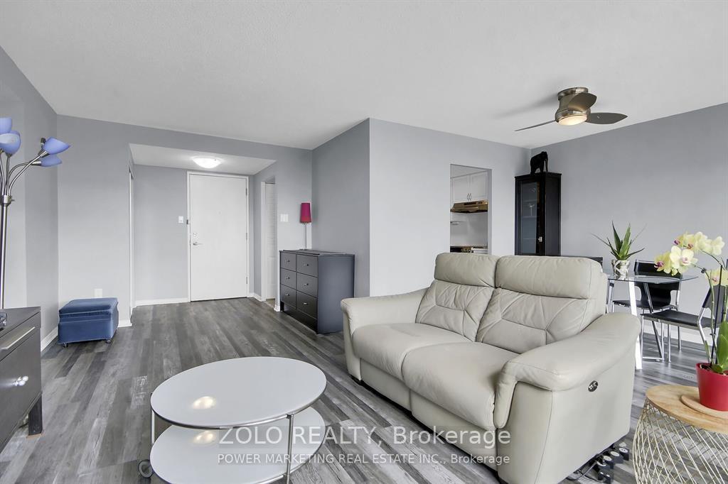 Photo 13 of Unit 1206, 2759 Carousel Crescent, Ottawa, Emerald Woods/Sawmill Creek — HOMEH