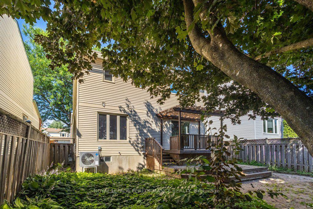 Photo 42 of 14 Birkett Street, Ottawa, Barrhaven - Heritage Park — HOMEH