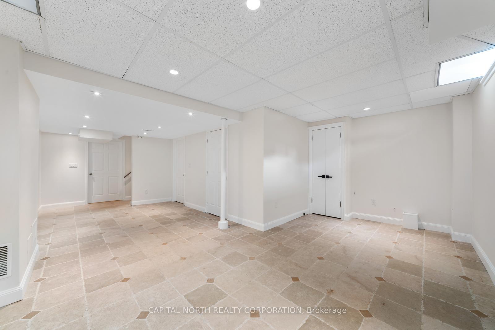 Photo 34 of 231 Venice Gate Drive, Vaughan, Vellore Village — HOMEH