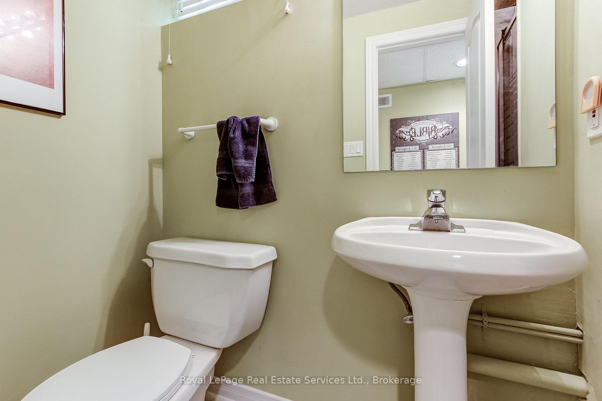 Photo 33 of 556 Trafford Crescent, Oakville, West — HOMEH