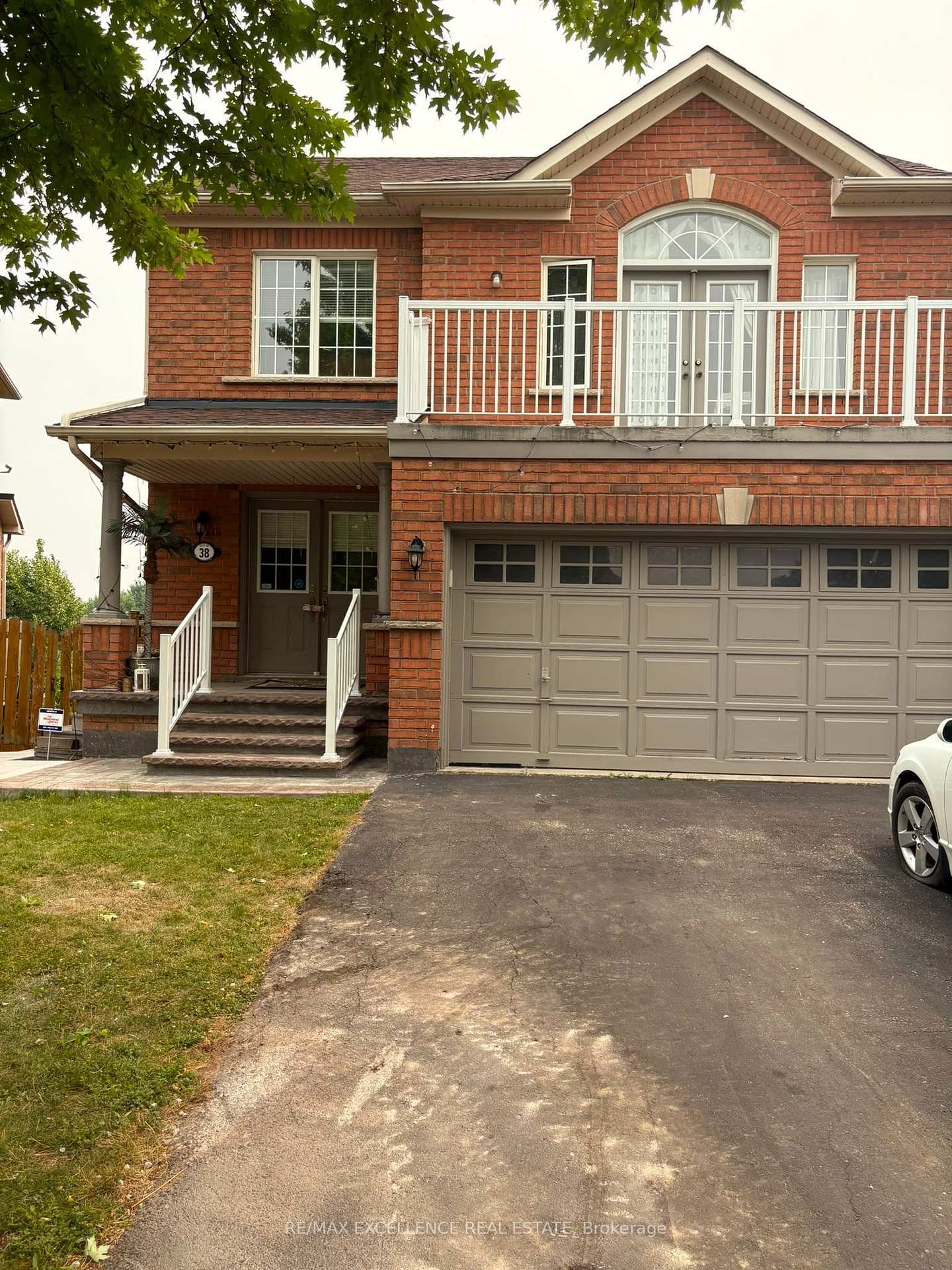 Photo 1 of Unit Basement, 38 Dells Crescent, Brampton, Fletcher's Meadow — HOMEH