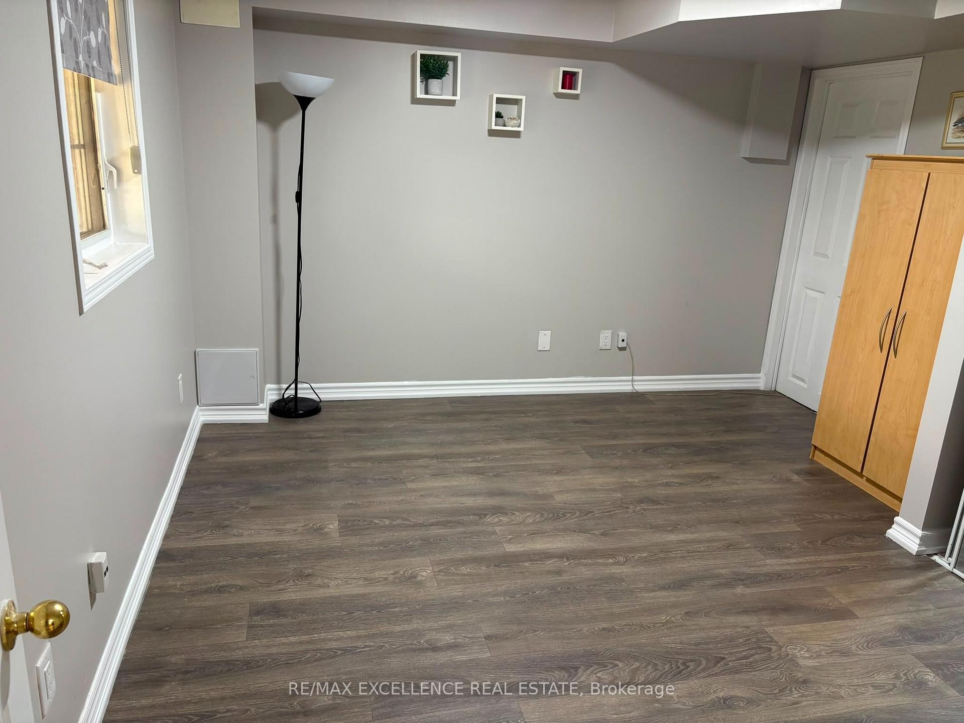 Photo 9 of Unit Basement, 38 Dells Crescent, Brampton, Fletcher's Meadow — HOMEH
