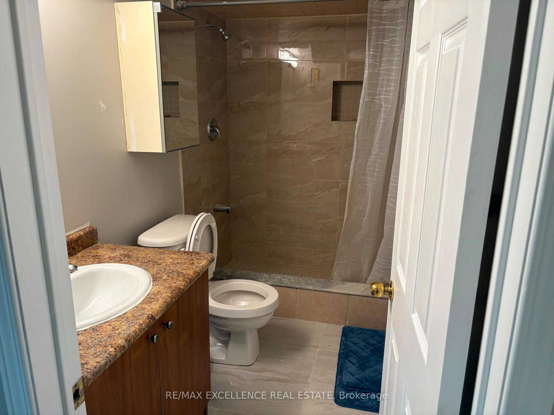 Photo 10 of Unit Basement, 38 Dells Crescent, Brampton, Fletcher's Meadow — HOMEH