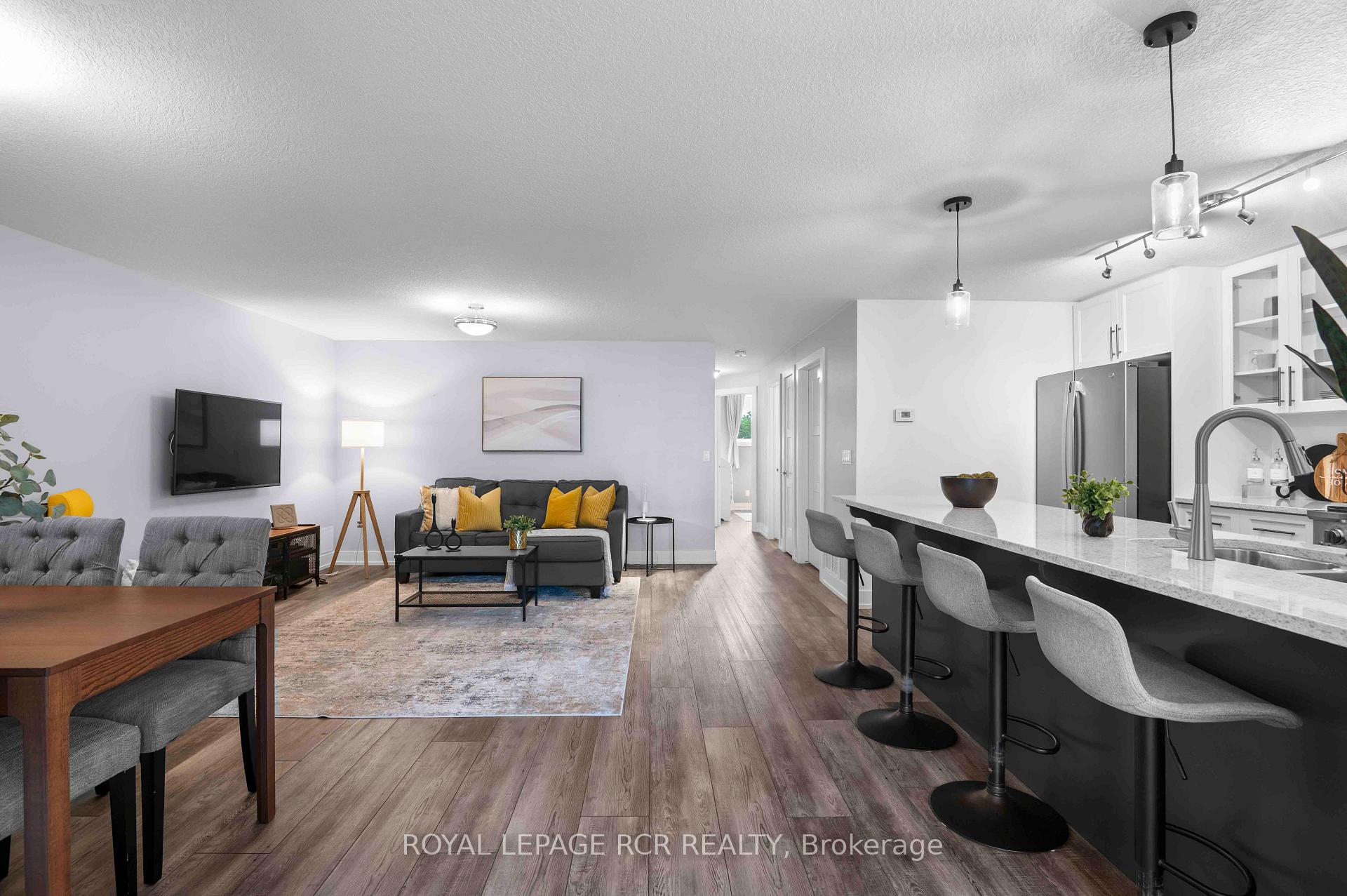 Photo 13 of Unit 102, 17 Centre Street, Orangeville — HOMEH