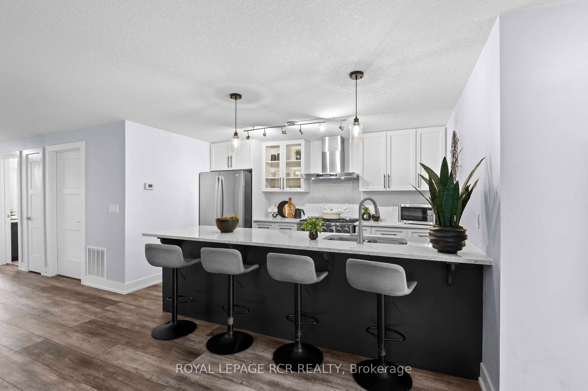 Photo 21 of Unit 102, 17 Centre Street, Orangeville — HOMEH