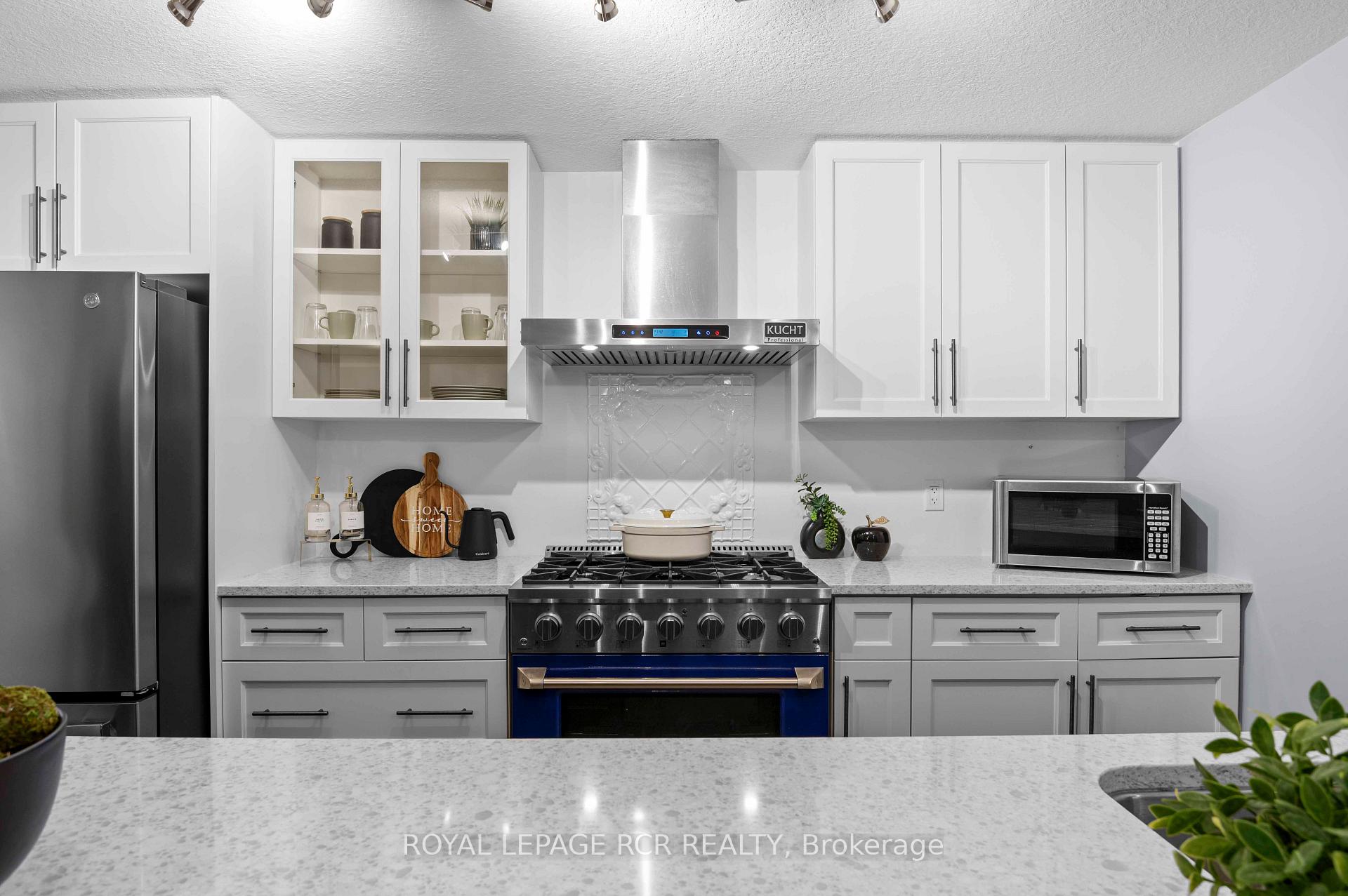 Photo 24 of Unit 102, 17 Centre Street, Orangeville — HOMEH