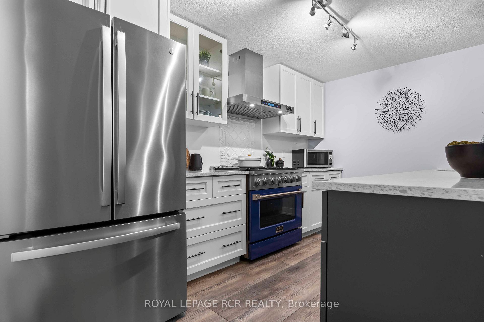 Photo 25 of Unit 102, 17 Centre Street, Orangeville — HOMEH